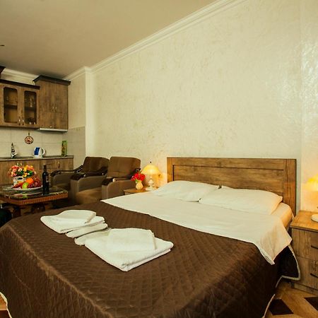 Batumi Royal Apartments Εξωτερικό φωτογραφία