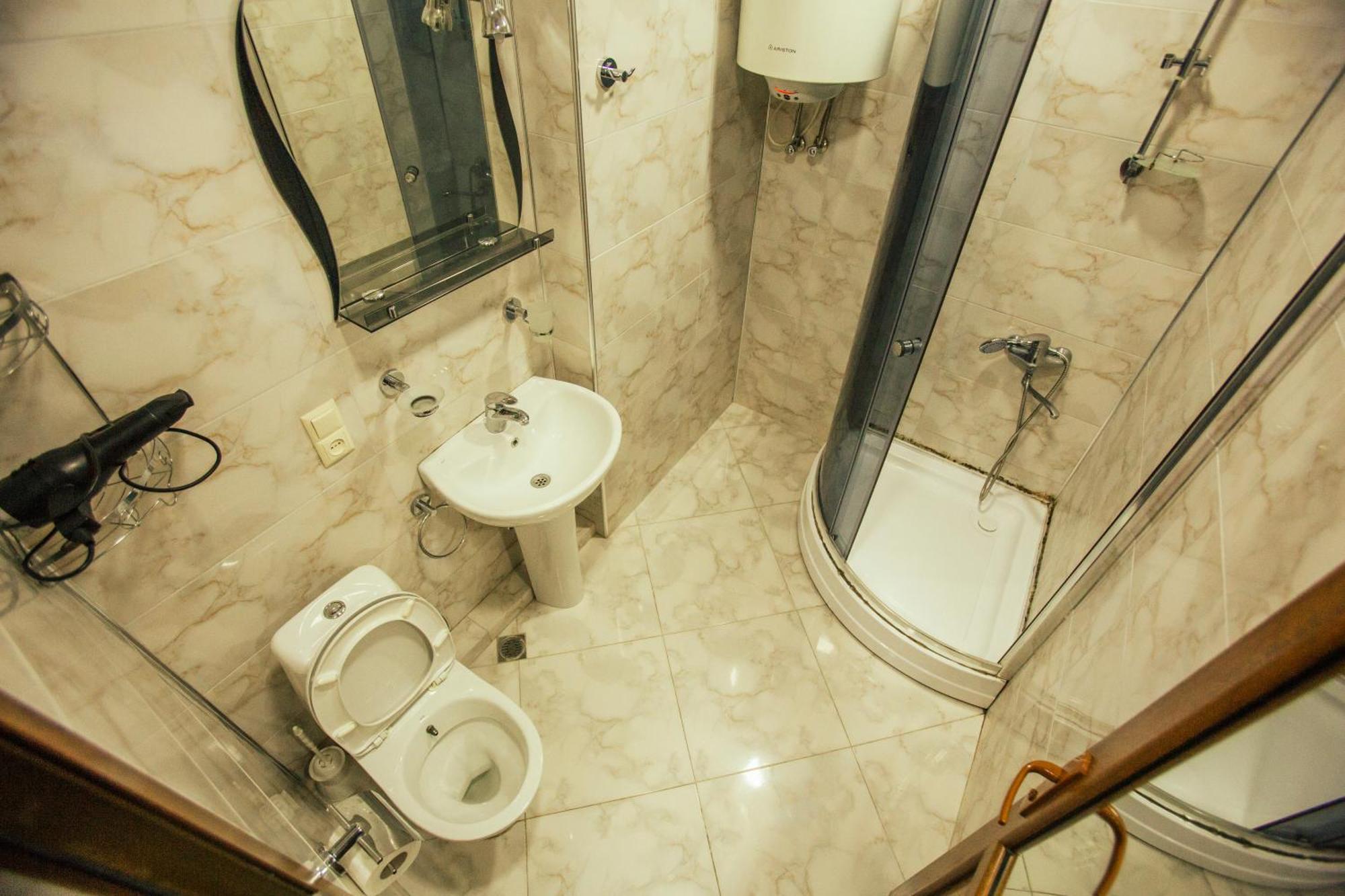 Batumi Royal Apartments Εξωτερικό φωτογραφία
