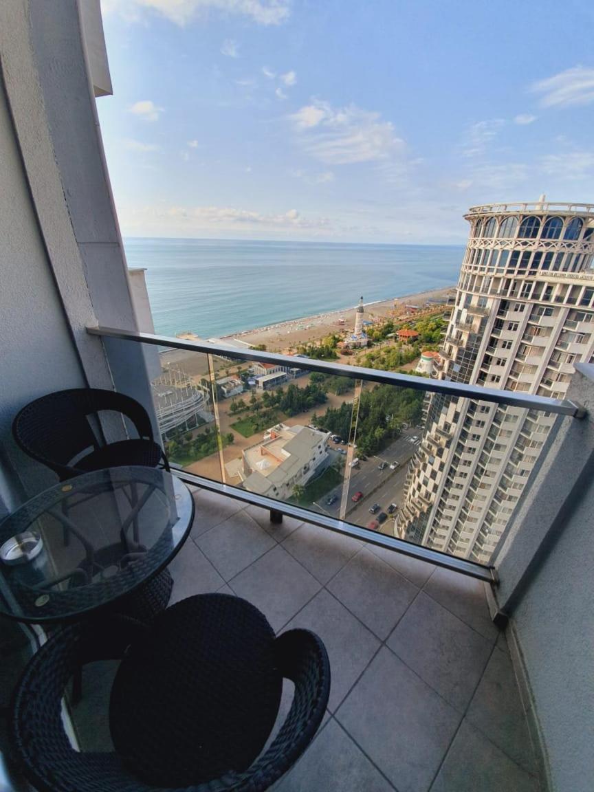 Batumi Royal Apartments Εξωτερικό φωτογραφία