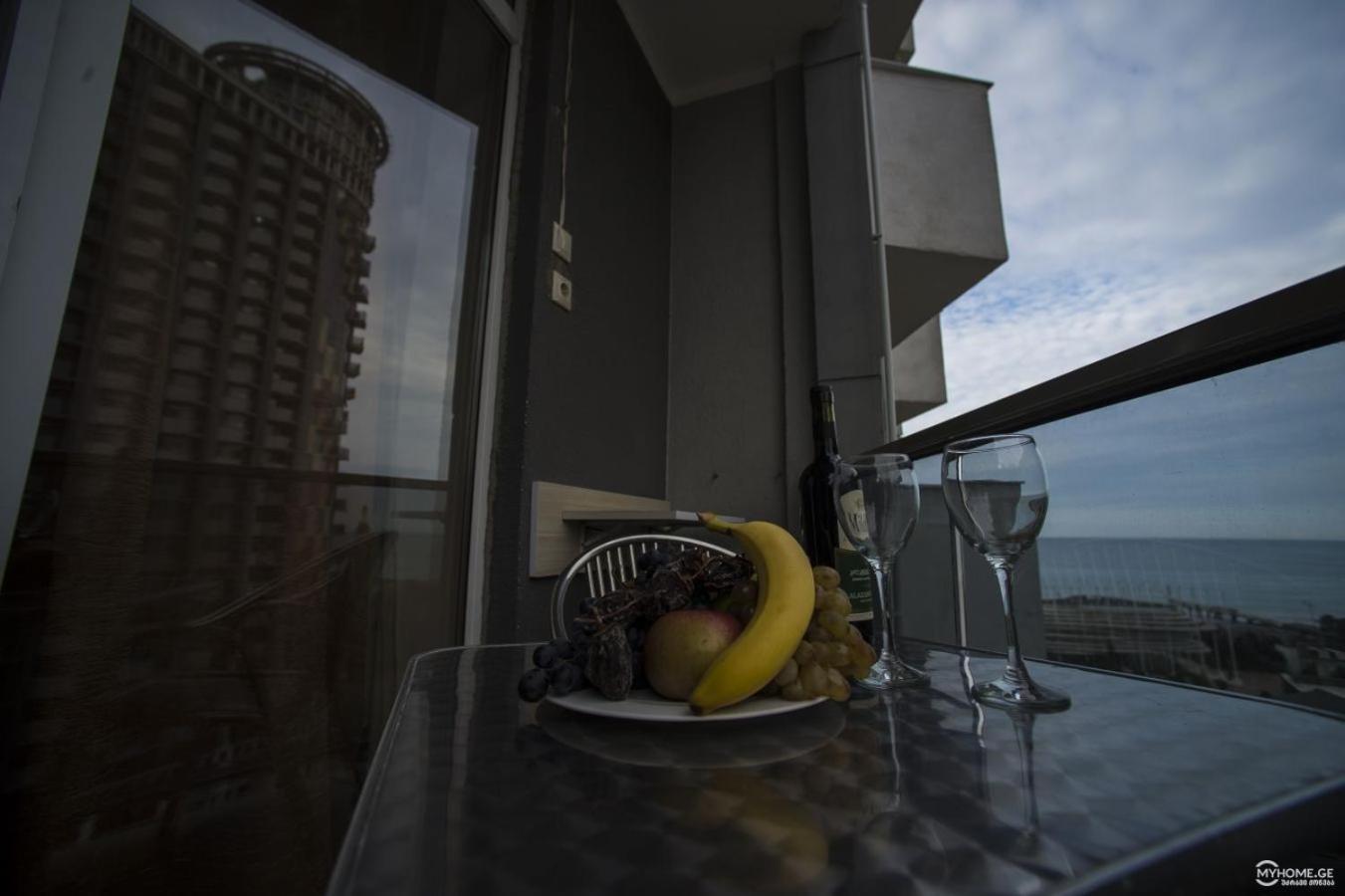 Batumi Royal Apartments Εξωτερικό φωτογραφία