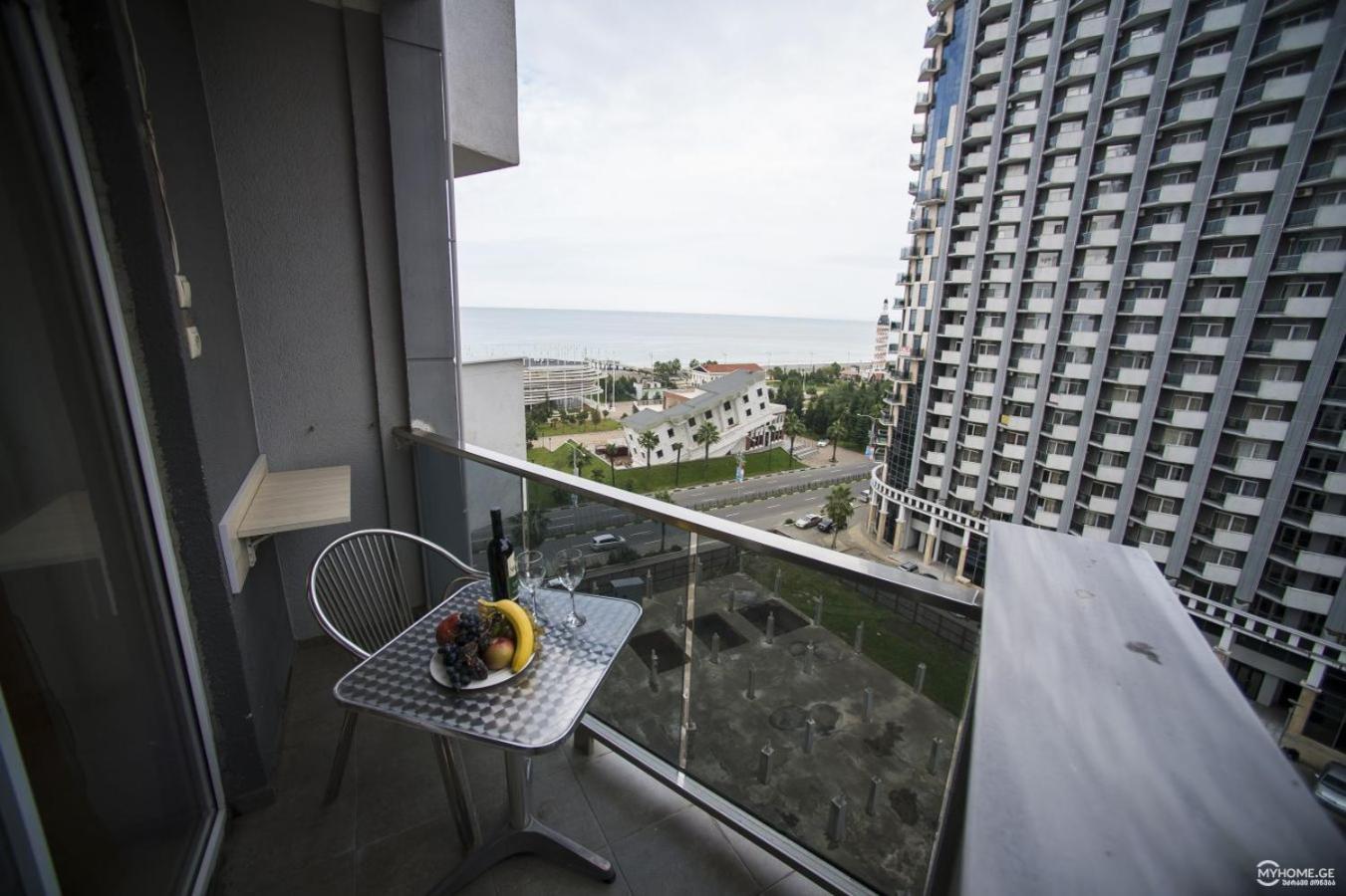 Batumi Royal Apartments Εξωτερικό φωτογραφία