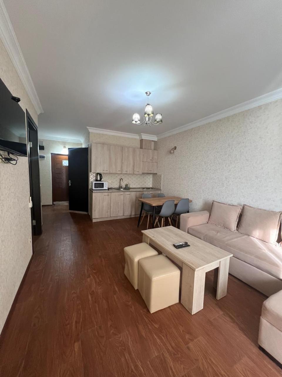 Batumi Royal Apartments Εξωτερικό φωτογραφία