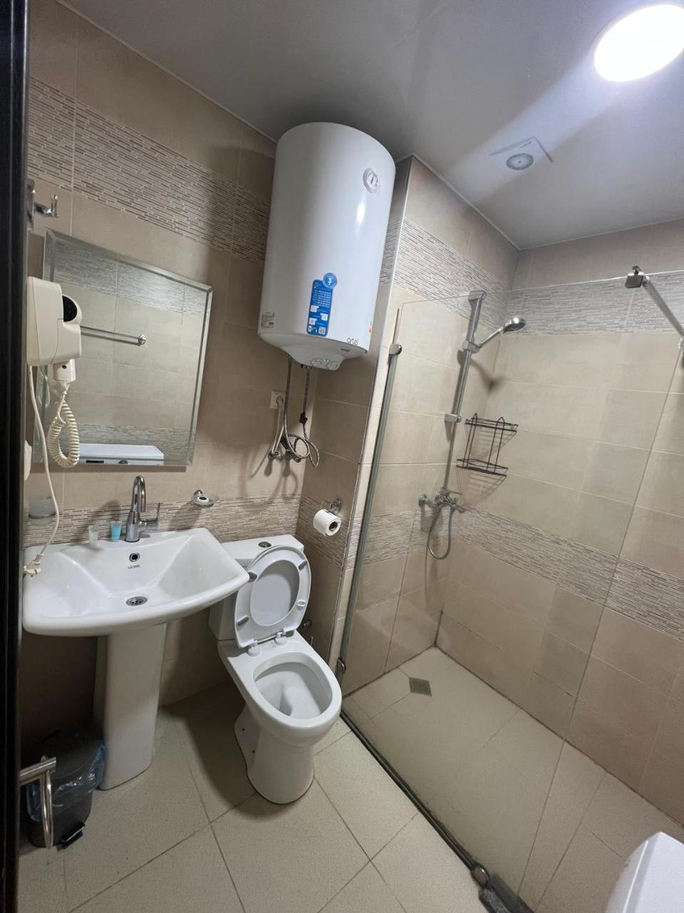 Batumi Royal Apartments Εξωτερικό φωτογραφία